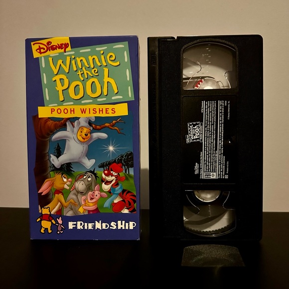 Disney’s Winnie the Pooh ‘Pooh Wishes’ VHS - Picture 1 of 2